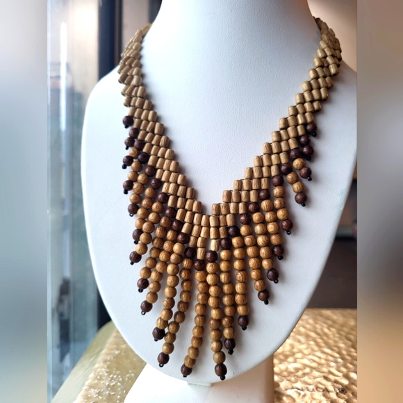 Bohemian Beaded Necklace - Picture 5 of 9